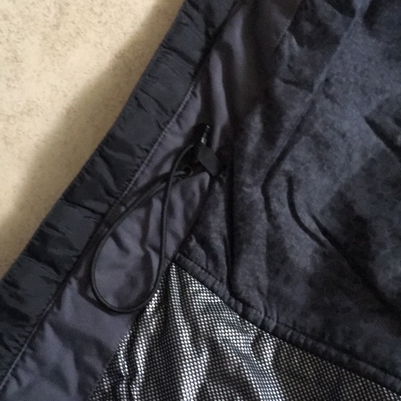 Stryke Ski Jacket 56 - Picture 10 of 14